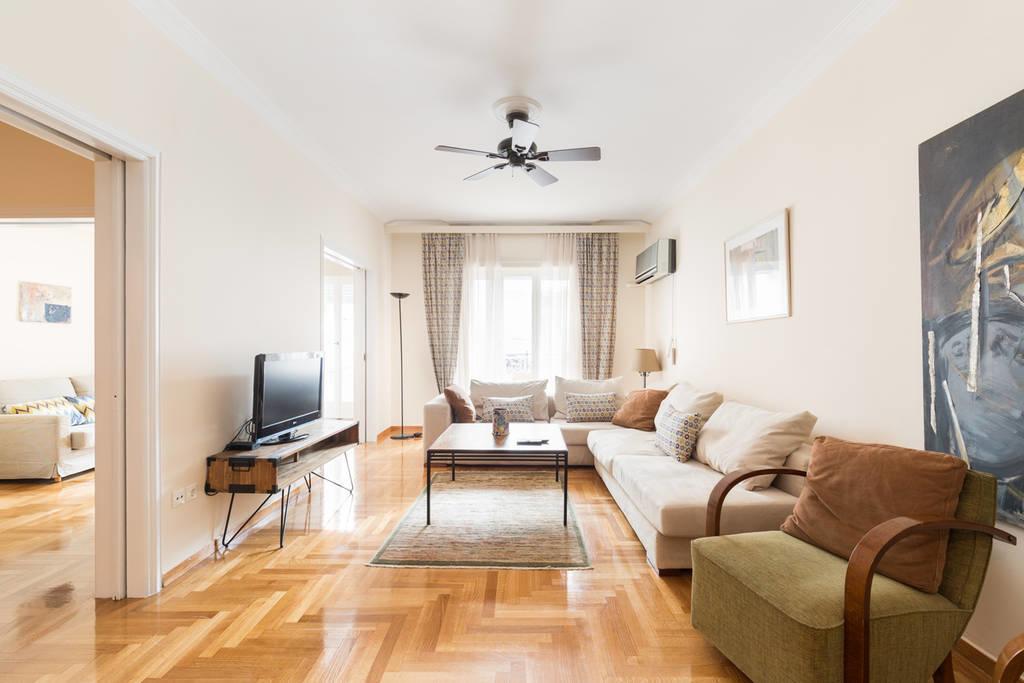 Irodotou Grand Apartment Афіни Екстер'єр фото